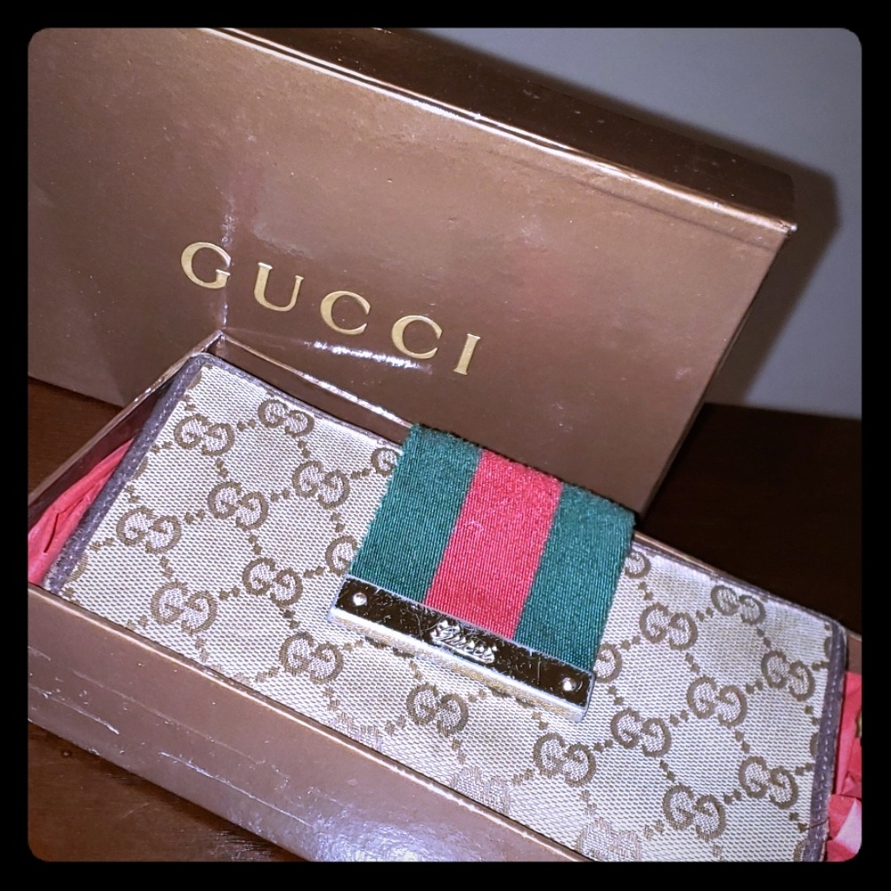 Authentic Gucci Wallet